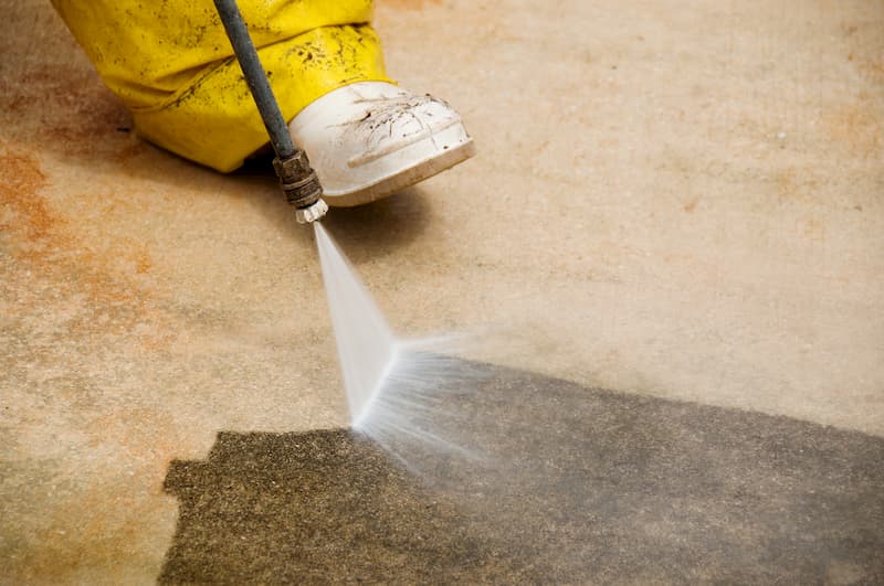 Signs It's Time for Patio Cleaning
